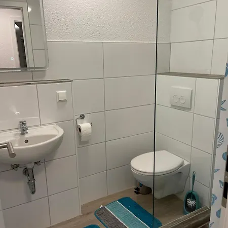 Exklusiv Modernisierte Traumwohnung Mit High-end-lueftungssystem *