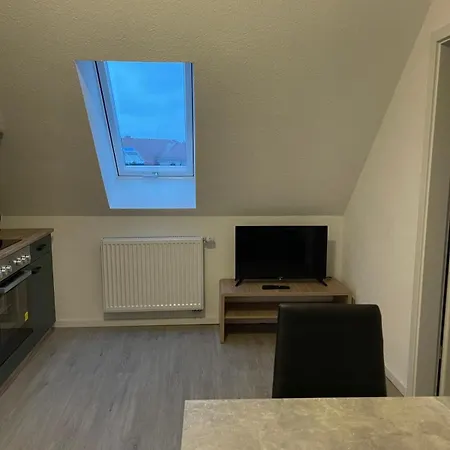 Exklusiv Modernisierte Traumwohnung Mit High-end-lueftungssystem *